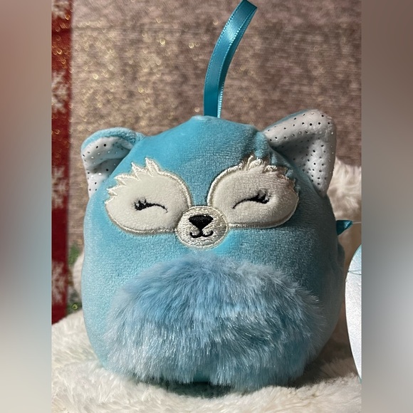 NWTS Squishmallow “Dabney”4 inch Holiday Ornament - Picture 3 of 4